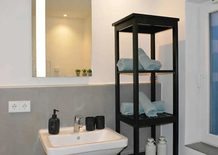 Modernes Dachgeschoss * Augsburg