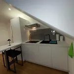 Modernes Dachgeschoss شقة *