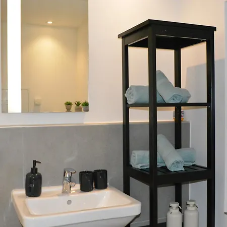 Modernes Dachgeschoss * Аугсбург